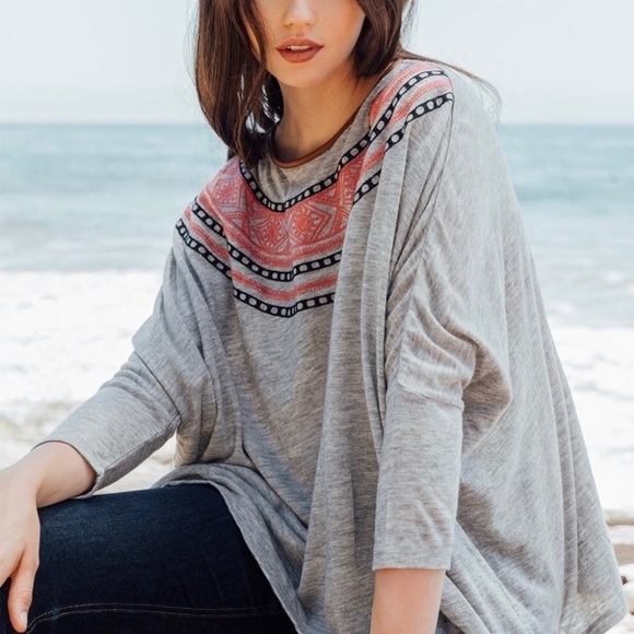 THML Embroidered Lightweight Gray Sweater - XS - Picture 13 of 13